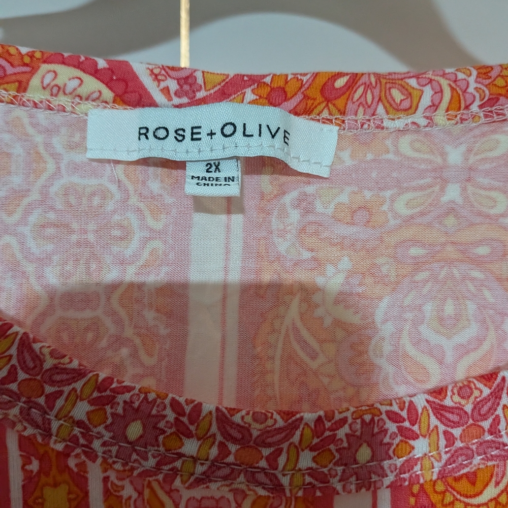 Rose + Olive Top Woman 2X Chiffon Pink Paisley Layered T Shirt - Picture 2 of 5